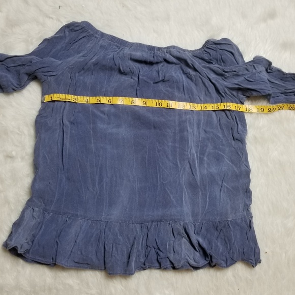 Blue chambray off the shoulder top - Picture 5 of 6
